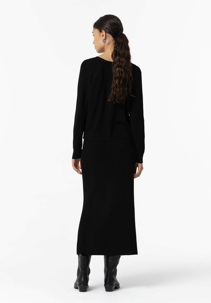 Magnolia Long Skirt - Black