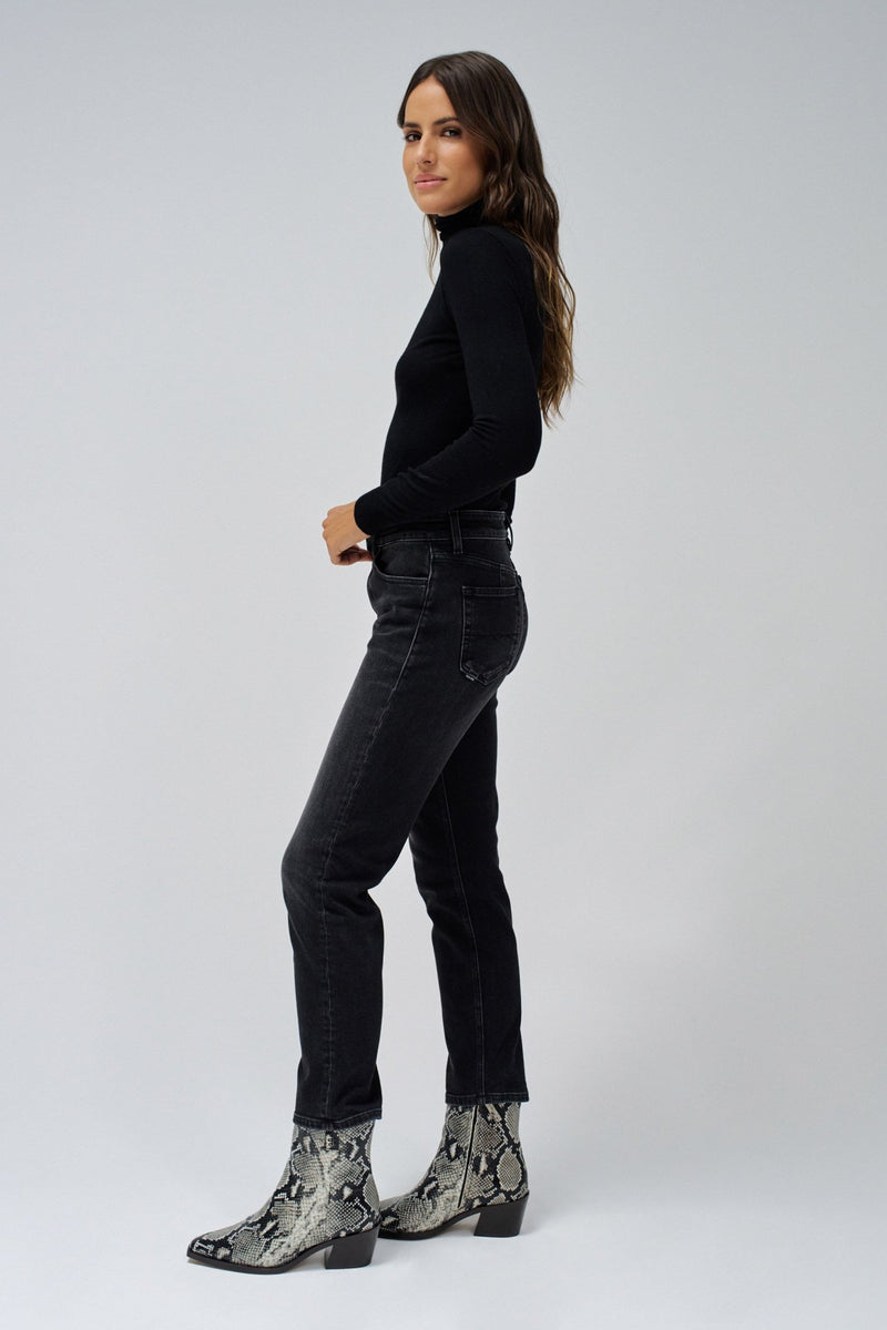 True Cropped Slim - Black