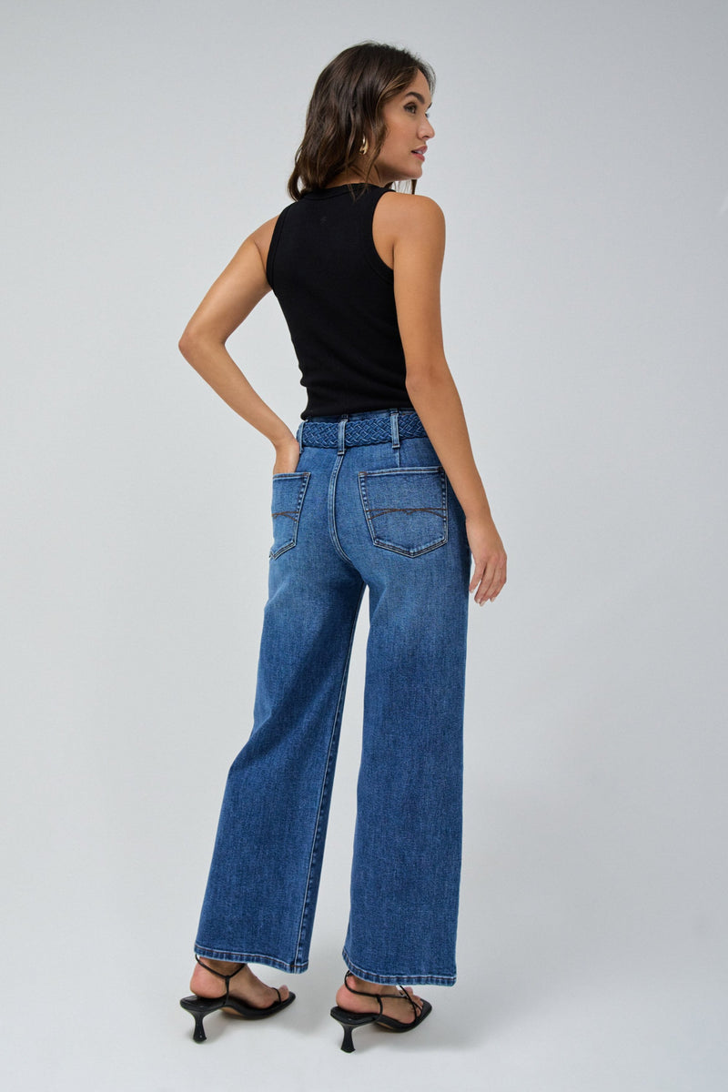 True Wide Cropped Jean - Blue