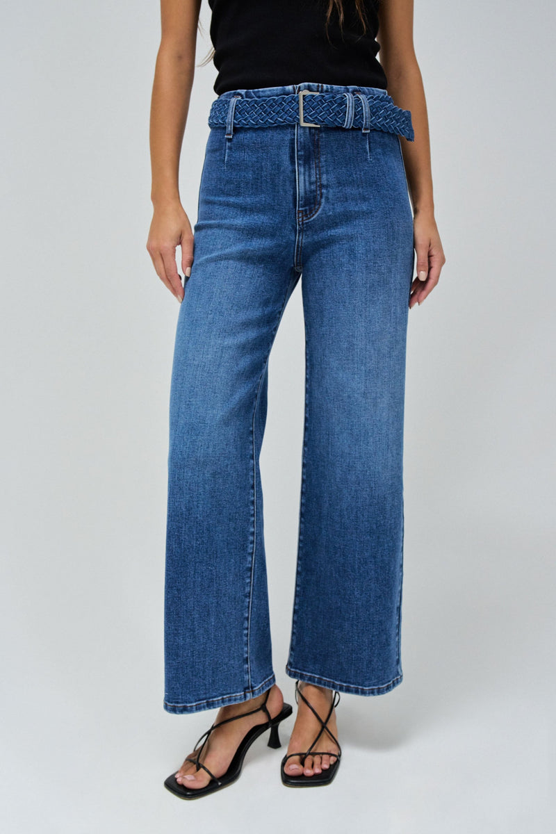 True Wide Cropped Jean - Blue