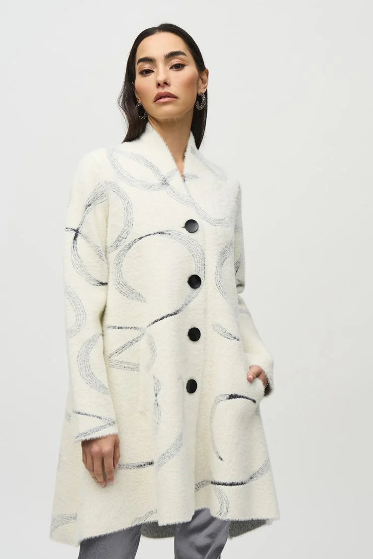 Abstract Jacquard Coat - Vanilla/black