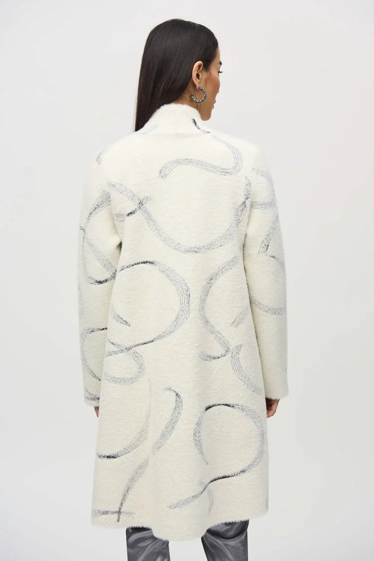 Abstract Jacquard Coat - Vanilla/black