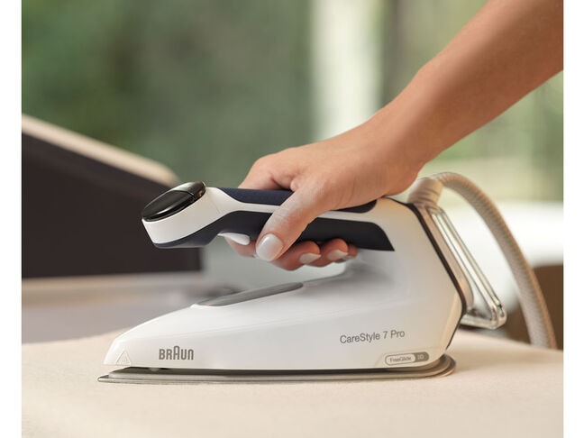 CareStyle 7 Pro Steam Generator Iron