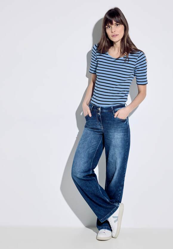 Lena Stripe T-Shirt - Soft Light Blue