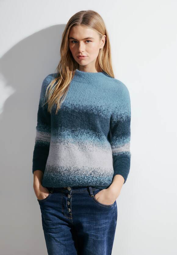 Striped Feather Yarn Turtle Neck - Petrol Blue