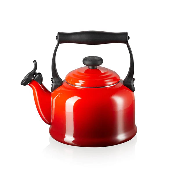 Traditional Whistling Kettle 2.1L - Cerise