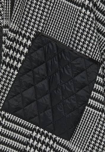 Check Poncho - Black