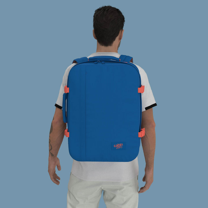 Classic Backpack 44 Litre - Capri Blue