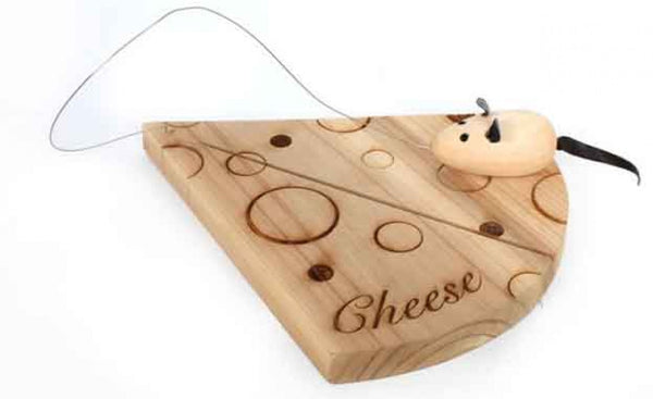 18x16cm wood Cheese Board & Mouse