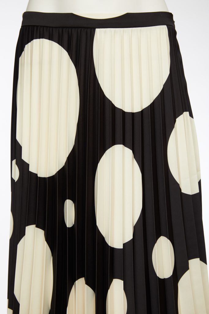 Spot Pleated Skirt - Black/cream