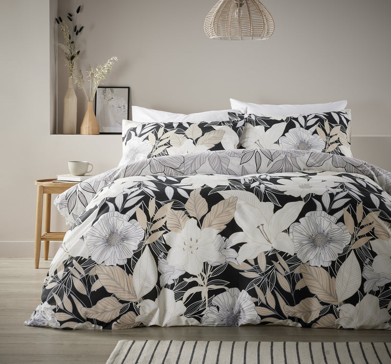 Linear Bouquet Duvet Cover Set