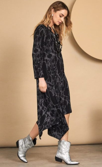 Print Angle Hem Dress - Black/grey