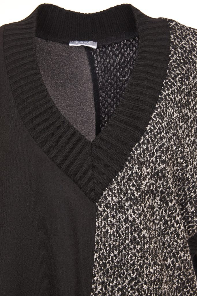 Jaquard Long V Neck Jumper - Black/grey