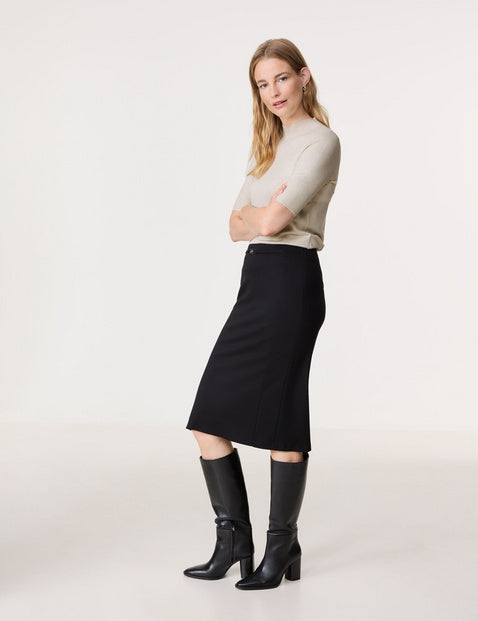 Timeless Cool Skirt - Black