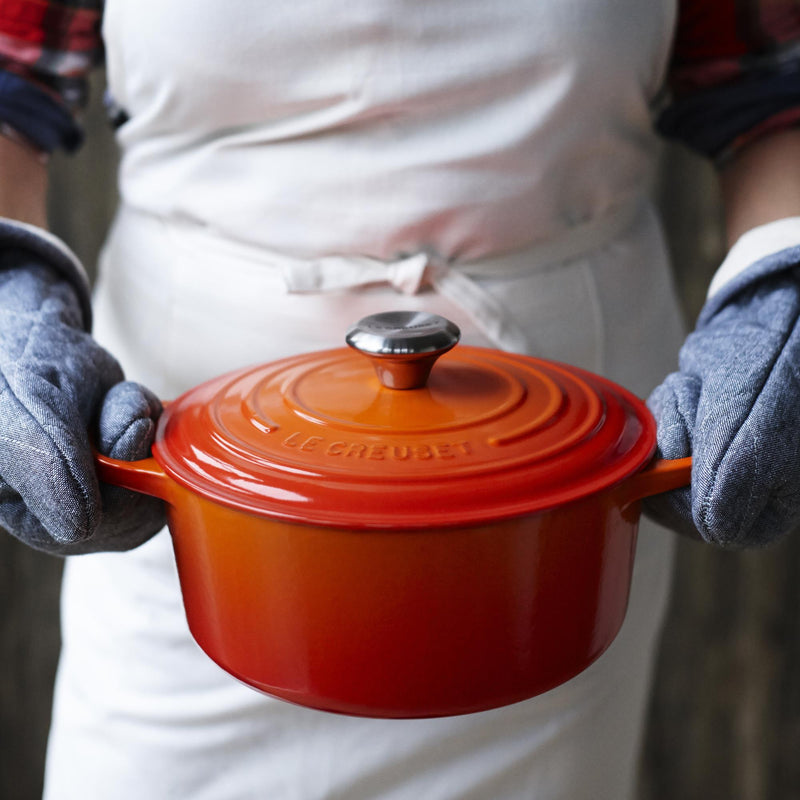 Signature Cast Iron Round Casserole 22cm - Volcanic