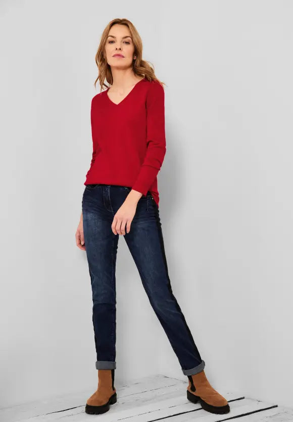 V Neck Jumper - Strong Red