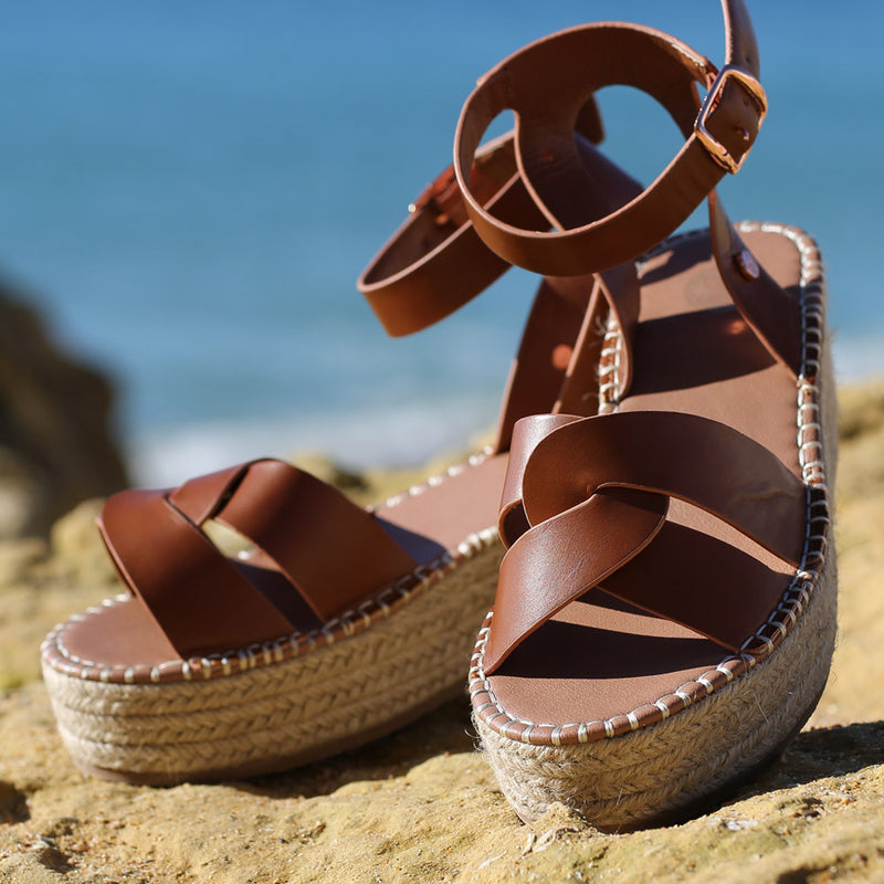 Anika Wedge - Tan