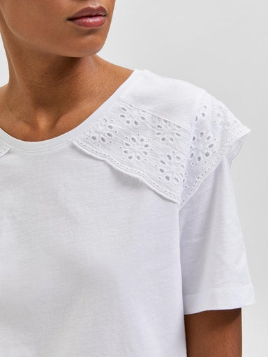 Olivia Broderie T-shirt - Bright White