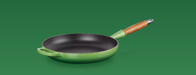 28cm Signature Cast Iron Frying Pan with Wooden Handle - Bamboo