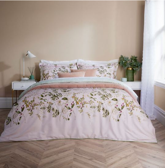 Botanica Duvet Cover Set Claret