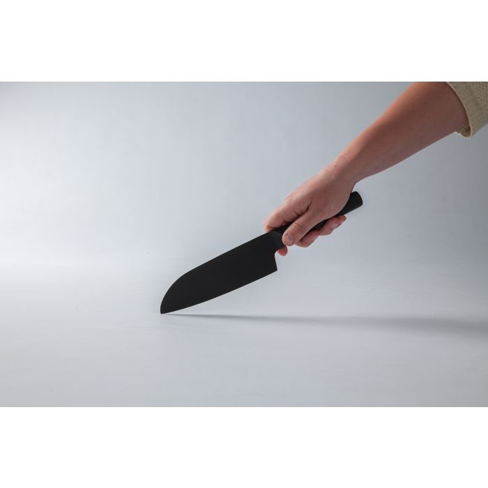 Essentials Santoku Knife 16cm Black